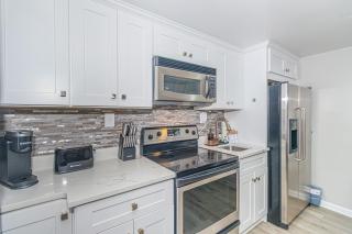Cozy Tiny Home for 2! Short drive to the Beach! - Myrtle Beach - 1