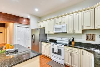 Cozy Sawyer Apartment - 2 Mi to Warren Dunes Park! - Sawyer - 4