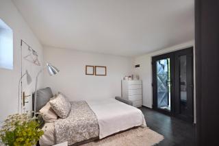 Sip & Sleep - A Vineyard Microhome Experience - - 7