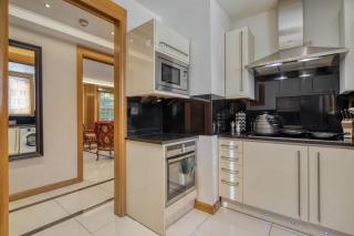 Spacious 3BR Flat with AC 3 Ensuite Bidets Near Selfridges and Hyde Park - Londra - 6