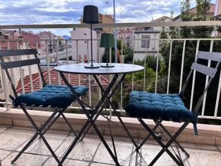 Studio rénové marche Forville Cannes - Cannes - 0