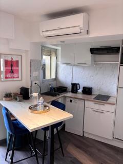 Studio rénové marche Forville Cannes - Cannes - 3