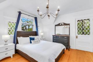 Spacious Historic Home Downtown Moncton Stay - Moncton - 8