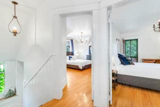Spacious Historic Home Downtown Moncton Stay - Moncton - 5