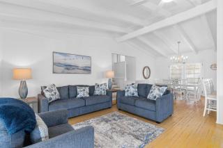 Dale's Coastal Retreat Pet Friendly w/ Ocean Views - Pawleys Island - 4