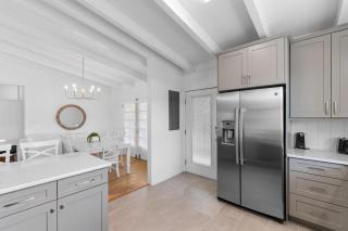 Dale's Coastal Retreat Pet Friendly w/ Ocean Views - Pawleys Island - 2
