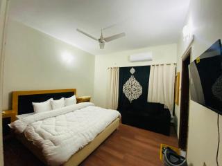 The Heaven Luxury Living Guest House - Islamabad - 0