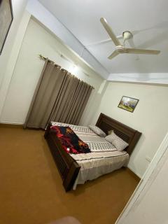 Two bedroom apartment near commercial market - Rawalpindi - 2