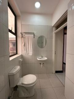 Modern cozy 2br Apt Bukoto - Kampala - 1