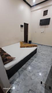 Jamunadas bhavan - Jāmb - 3