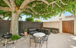 Amazing Home In Vedène - 2