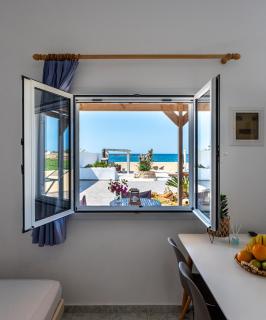 Sandy Steps Beachfront Apartments - Malia - 2