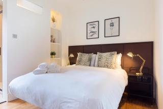 Fantastic One Bedroom Apartment in Soho - London - 2