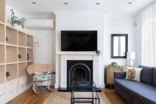 Fantastic One Bedroom Apartment in Soho - London - 9