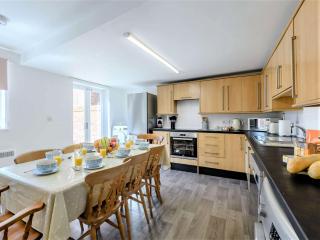 4 Bed in Skegness 81343 - 9