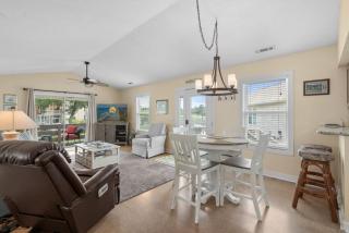 Ocean Green Cottages - Beach Nearby - Myrtle Beach - 9