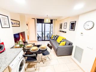 Ideal Aparmennts - 9