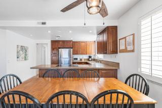 4Br Coastal Home W- Oceanview Patio Steps To Sand By Beachview Rentals - Newport Beach - 5
