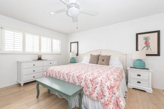 3Br Coastal Home W- Large Oceanview Patio Steps To Sand By Beachview Rentals - Newport Beach - 1