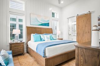 Pelican Place 108 RET - 2