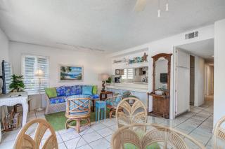 Family Beach House Steps From Sand W- Oceanview Patio By Beachview Rentals - Newport Beach - 7