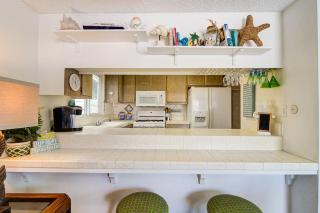 Family Beach House Steps From Sand W- Oceanview Patio By Beachview Rentals - Newport Beach - 3