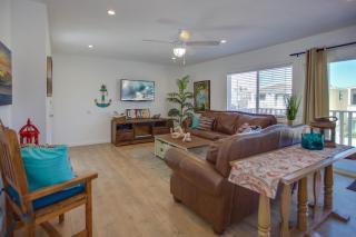 4Br Coastal Retreat Seconds From Popular 40Th Street Beach By Beachview Rentals - Newport Beach - 0