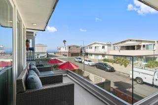 Contemporary 4Br Vacation Home W- Oceanviews Rooftop Deck By Beachview Rentals - Newport Beach - 8