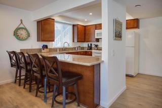 Ultimate Coastal Retreat Seconds From Sand W- Oceanviews By Beachview Rentals - Newport Beach - 3