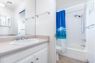 Retro 3Br Split-Level W- Oceanview Patio Steps To Sand By Beachview Rentals - Newport Beach - 1