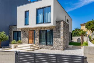 NOVO - Villa Vita s velikim bazenom - Crikvenica - 8