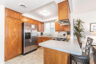 3Br Home Steps To Beach Boardwalk Oceanview Patio Bbq By Beachview Rentals - Newport Beach - 2