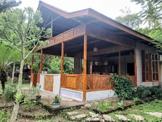 Lonthar B&B - Riung - 9