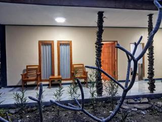 Lonthar B&B - Riung - 8
