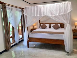 Lonthar B&B - Riung - 4
