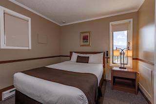 Radium Chalet - Radium Hot Springs - 2