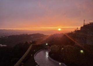 Luxury Villa with Stunning Panoramic Views in Tirana! - Tirana - 5