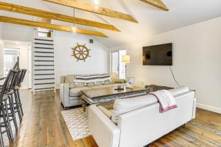 4 Mi to Beach Cape Cod Retreat in Mashpee! - Mashpee - 7
