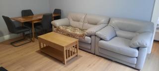 2 Bed Apartment - Blackrock - 4