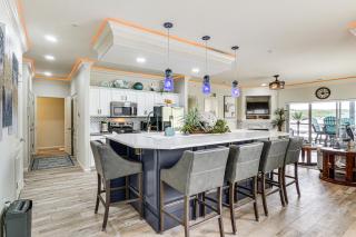 Lake of the Ozarks Retreat with Waterfront View! - Lake Ozark - 7