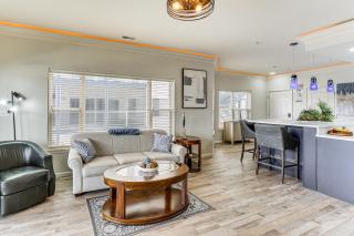 Lake of the Ozarks Retreat with Waterfront View! - Lake Ozark - 2