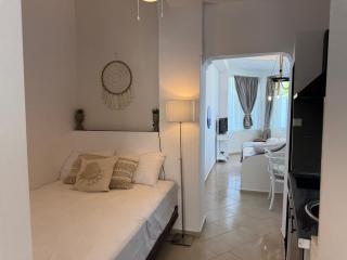 Amelia Seaview Apartments & Studios - Kallithea - 8