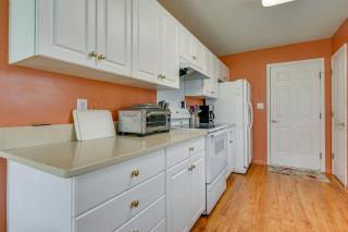 7 Mi to Myrtle Beach Family-Friendly Home with Yard - Little River - 2