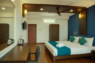 Resort Three Story Baga GOA - Baga - 3