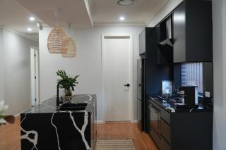 Fully Equipped 4BR Home w AC and Free Wifi - Vineyard - 9