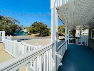 Bright cheerful duplex with a pool A - Myrtle Beach - 2