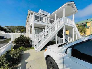 Bright cheerful duplex with a pool A - Myrtle Beach - 3