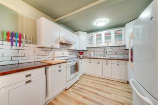 Pet-Friendly Condo with Community Perks in Renton - Renton - 1