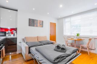 1 Bed Flat in Nell Gwynn House, Sleeps 4, Steps from Harrods & Hyde Park, 24 Hour Reception - Londra - 1