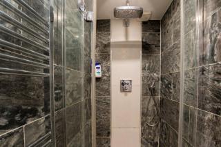 1 Bed Flat in Nell Gwynn House, Sleeps 4, Steps from Harrods & Hyde Park, 24 Hour Reception - Londra - 3